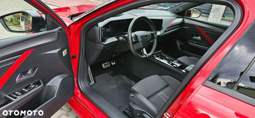Opel Astra 1.6 T Plug-in Hybrid GS - 14