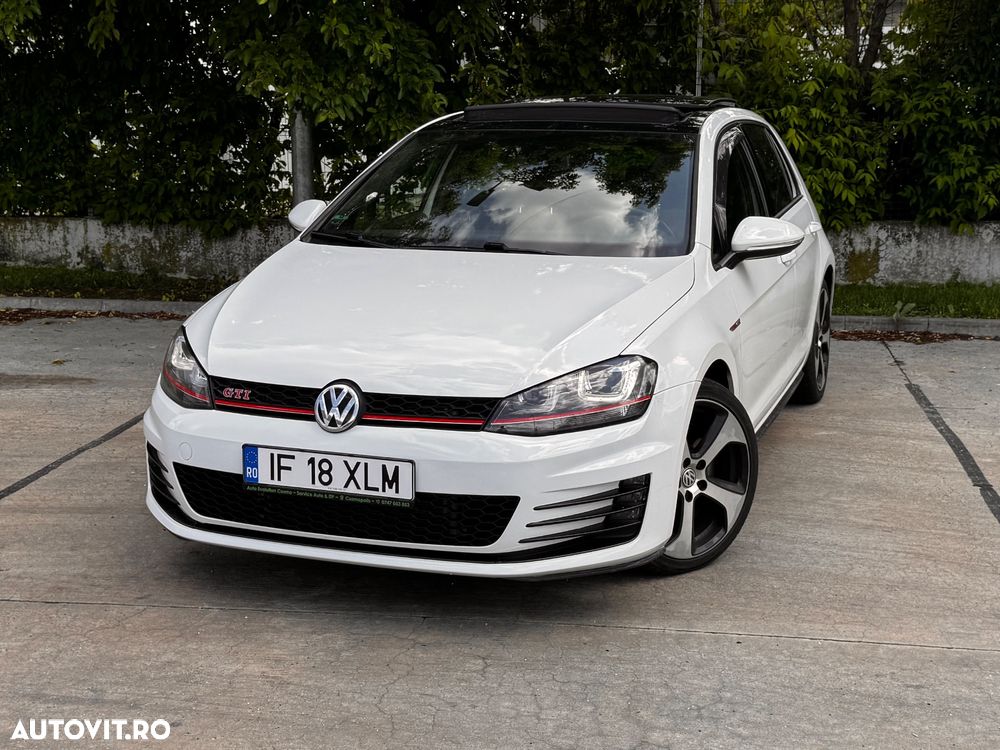 Volkswagen Golf 2.0 TSI BMT DSG GTI - 1