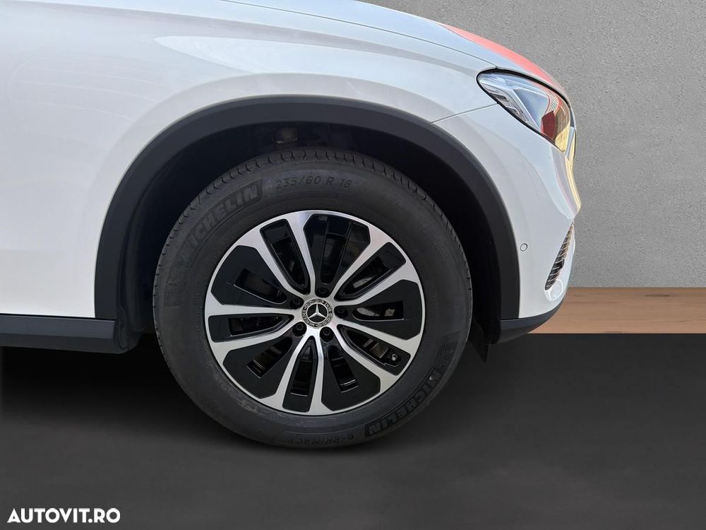 Mercedes-Benz GLC - 16