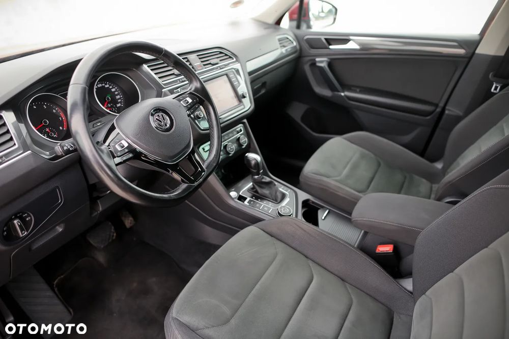 Volkswagen Tiguan - 21