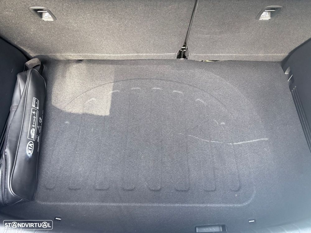 Kia Rio 1.2 CVVT Urban - 27