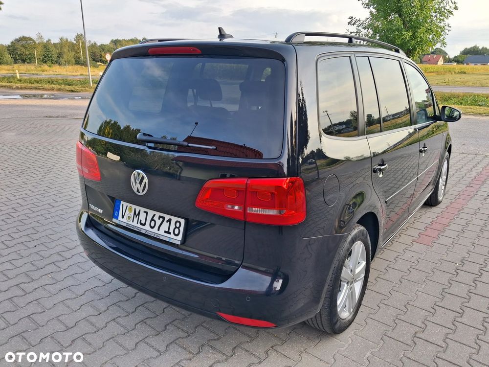 Volkswagen Touran 1.6 TDI DPF MATCH - 8