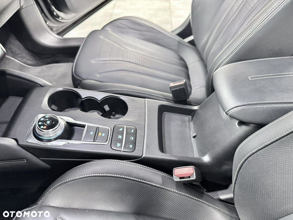 Ford Focus 2.0 EcoBlue Vignale - 29