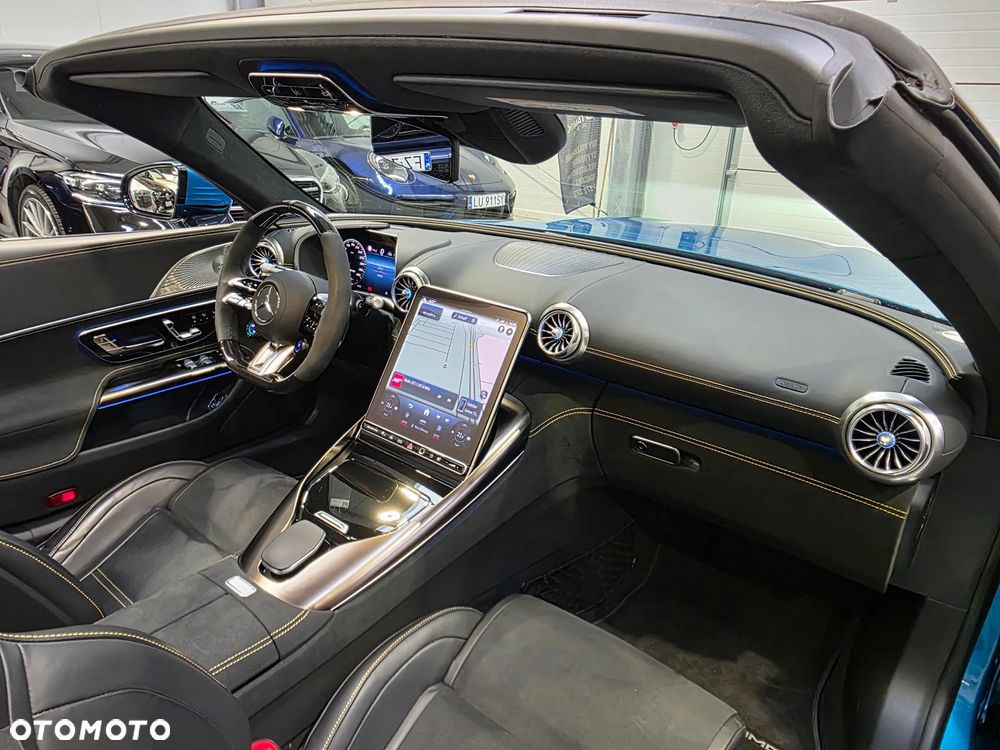 Mercedes-Benz SL AMG 63 4-Matic+ - 22