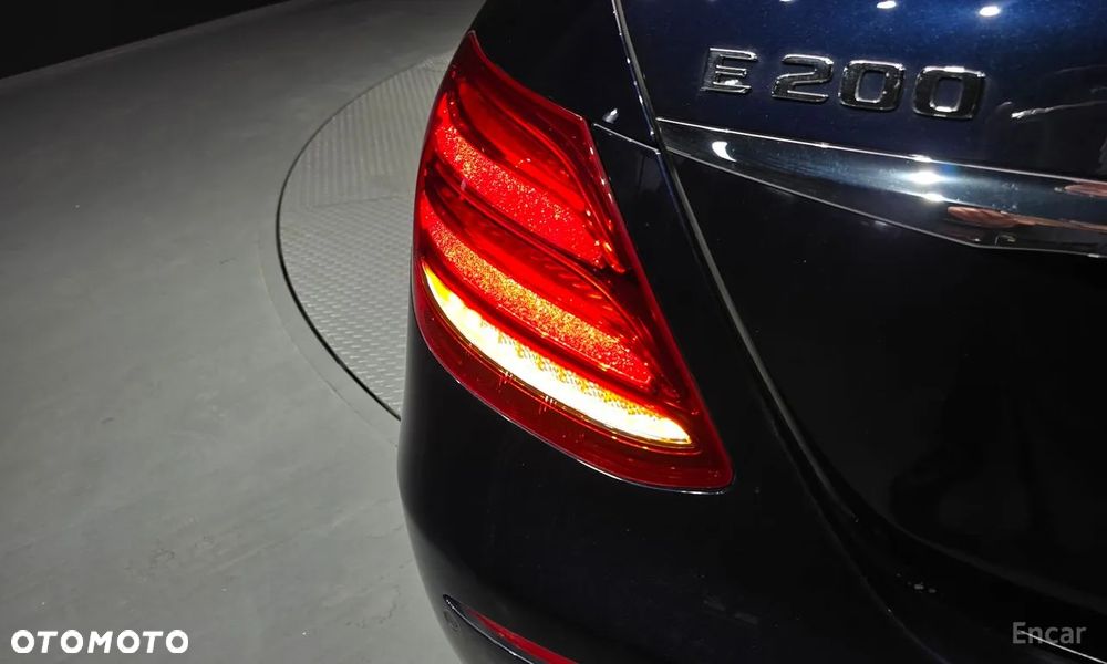 Mercedes-Benz Klasa E 300 d 9G-TRONIC Avantgarde - 9