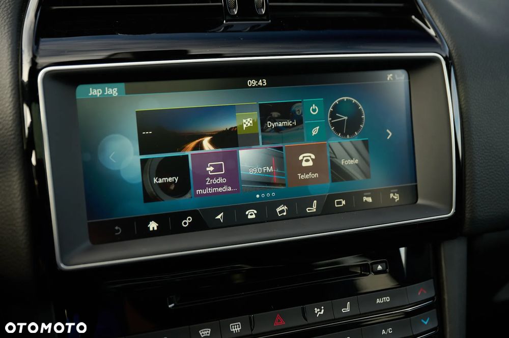 Jaguar F-Pace 20d AWD Prestige - 33