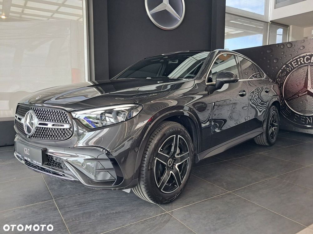 Mercedes-Benz GLC - 16