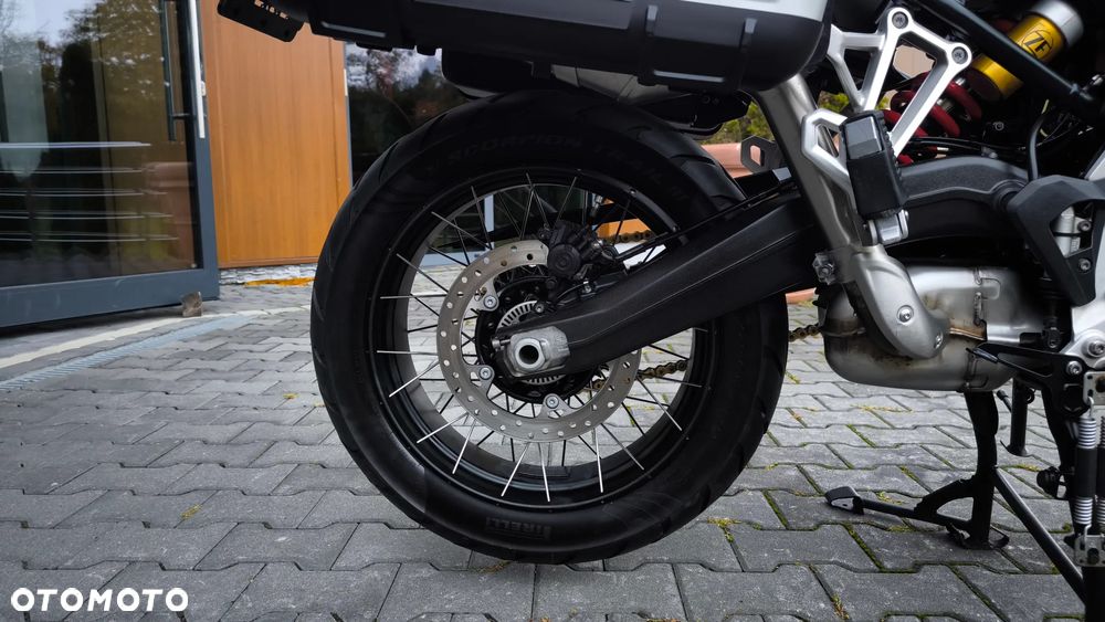 BMW GS - 25