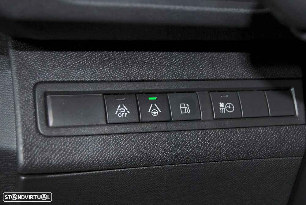 Peugeot 3008 1.6 Hybrid GT e-EAT8 - 25