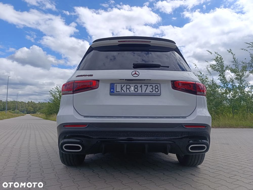 Mercedes-Benz GLB 250 8G-DCT AMG Line - 3