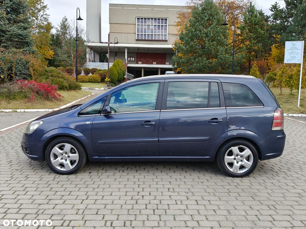 Opel Zafira 2.0 CDTI Cosmo - 4