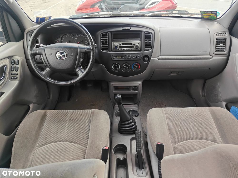 Mazda Tribute 4x4 Comfort - 32