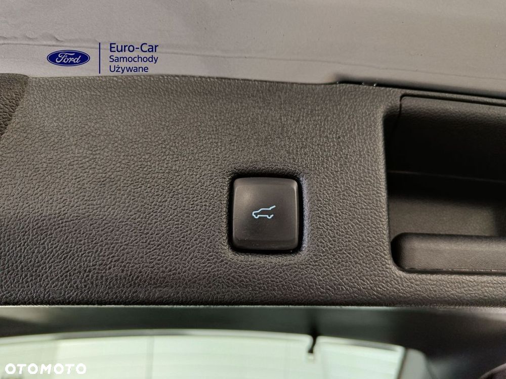 Ford Kuga 2.5 Duratec FHEV TITANIUM - 9