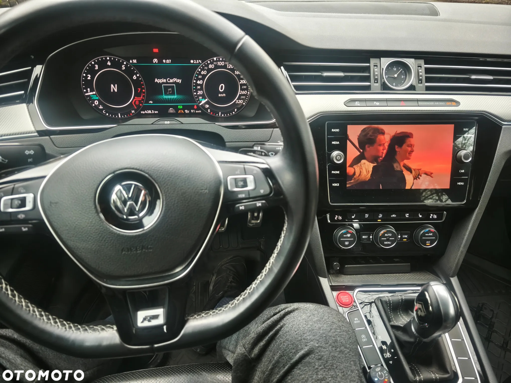 Volkswagen Arteon 2.0 TSI 4Motion R-Line DSG - 19