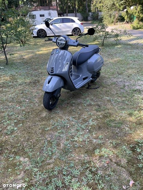 Vespa GTS - 2