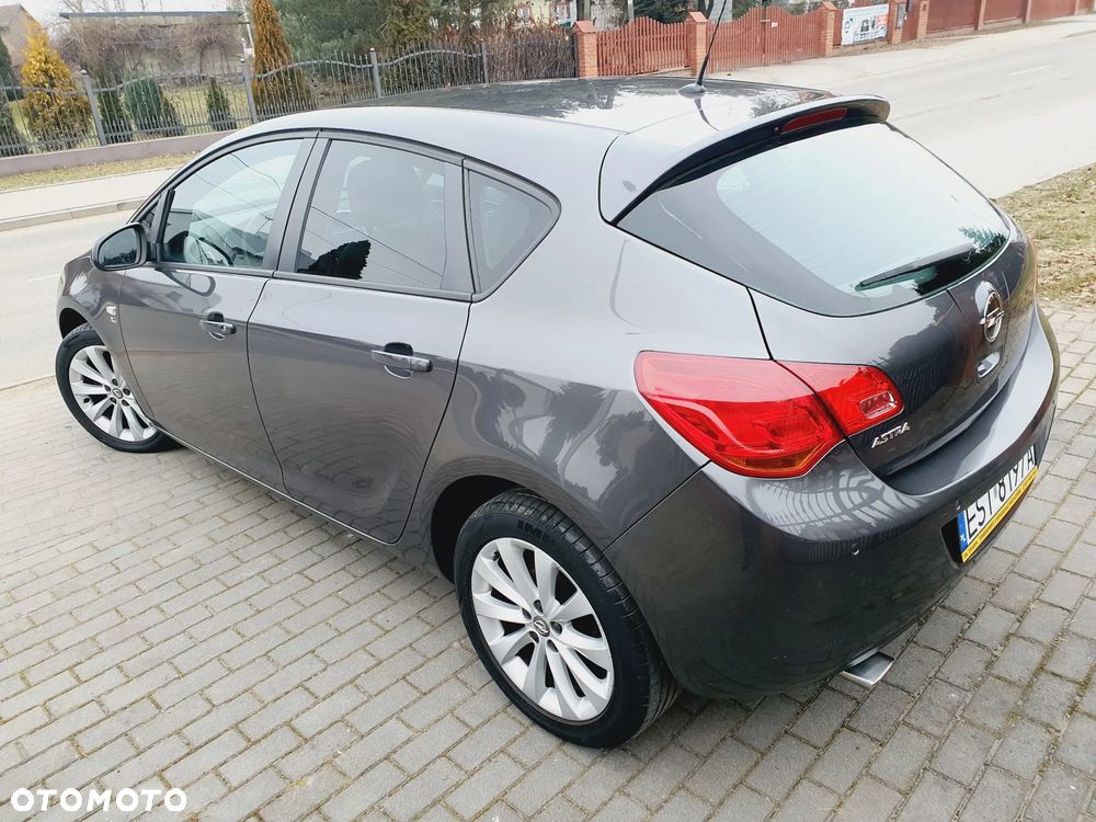 Opel Astra 1.4 Turbo - 18