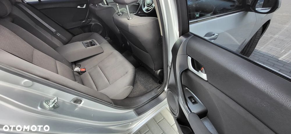 Honda Accord 2.0 Elegance - 26
