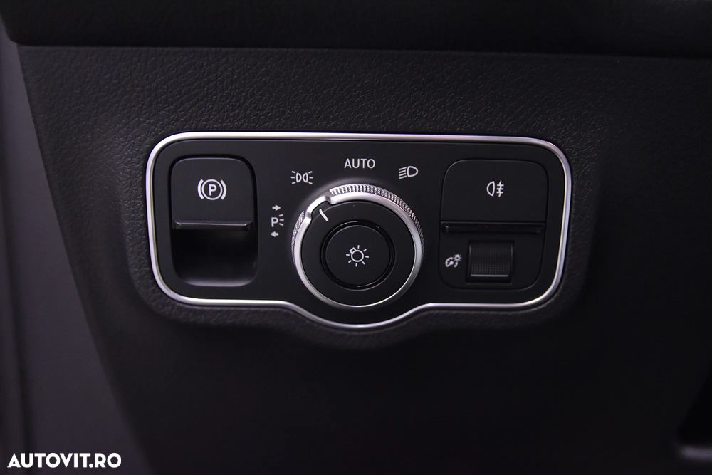 Mercedes-Benz GLB 200 d 4MATIC Aut. - 17