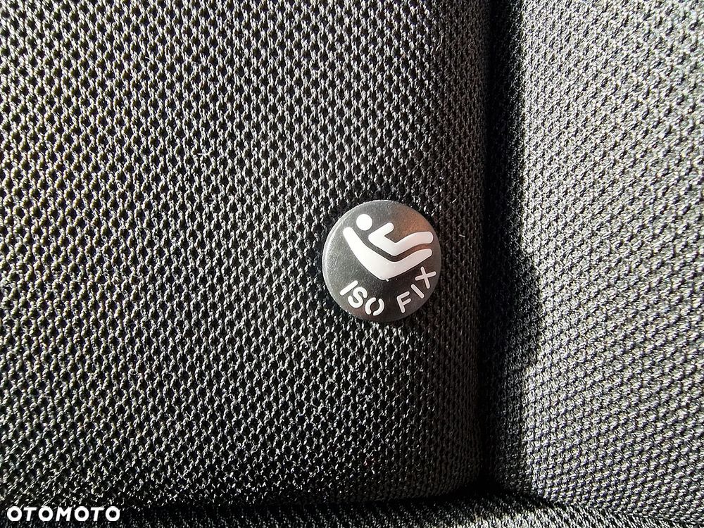 Renault Clio ver-1-5-dci-energy-limited - 10