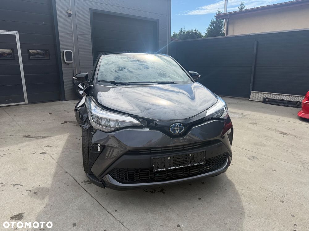 Toyota C-HR Style - 4