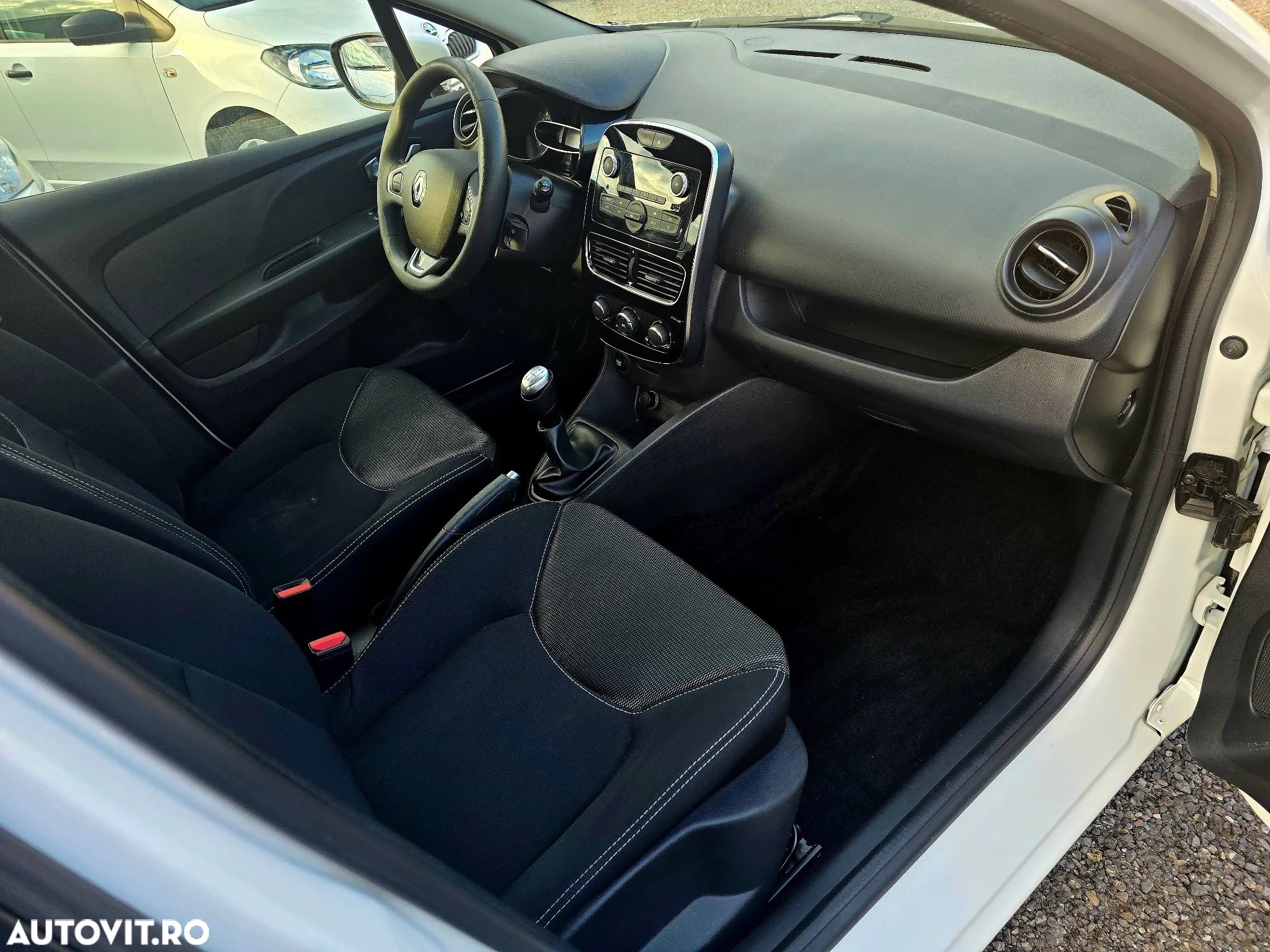 Renault Clio IV TCe Life - 10