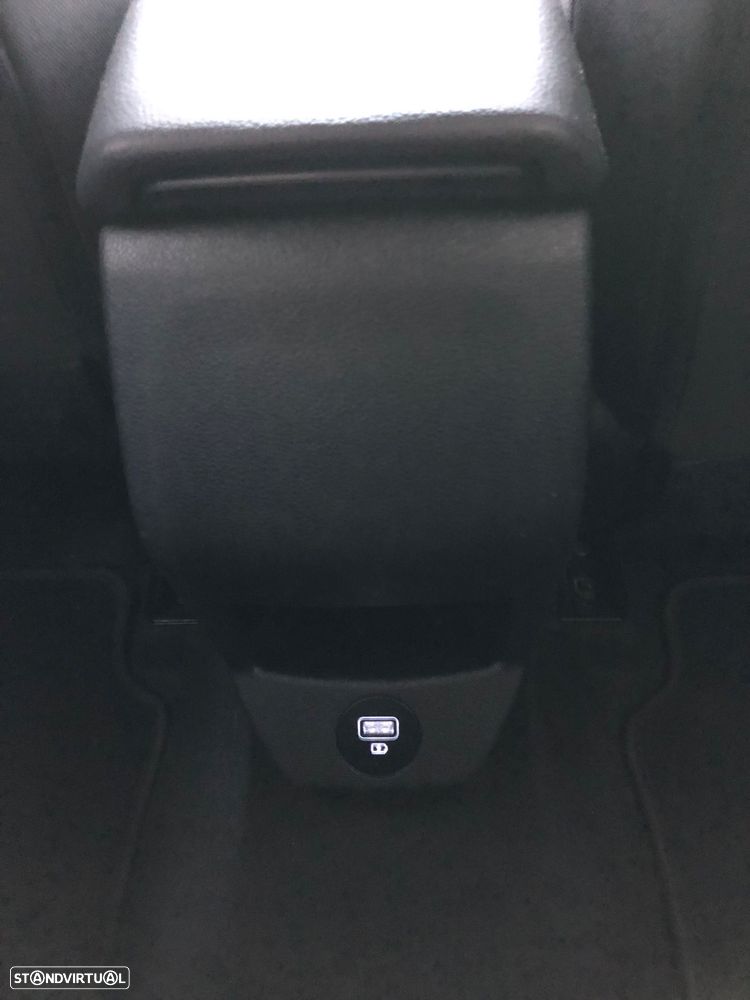Hyundai Bayon 1.0 T-GDi Premium DCT - 42
