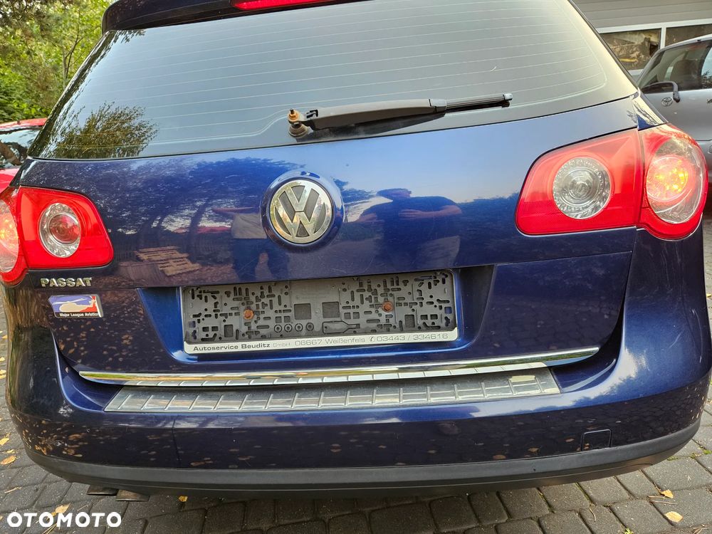 VW Passat B6 kombi  zderzak tył tylny LD5Q - 1
