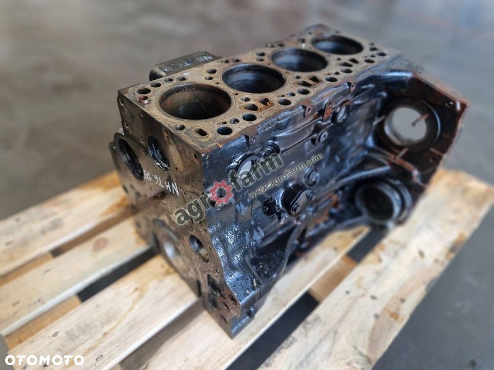 Blok silnika New Holland T6.175, T6.125, T6.145 - 4