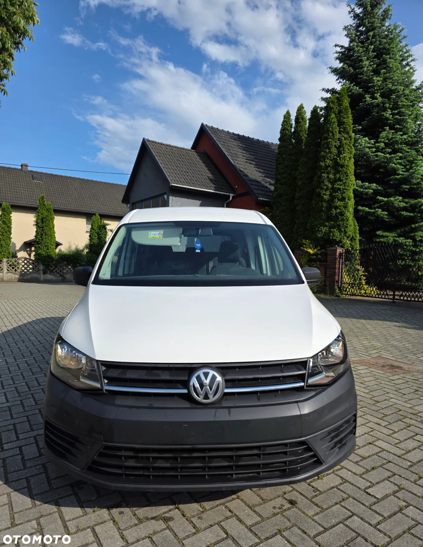 Volkswagen Caddy - 2