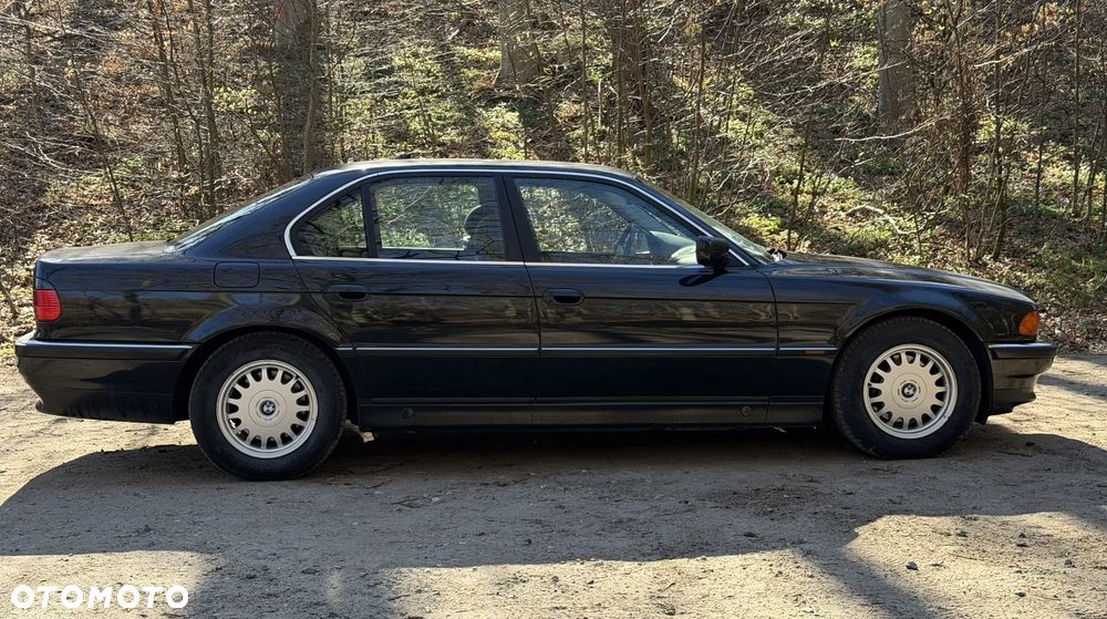 BMW Seria 7 - 9