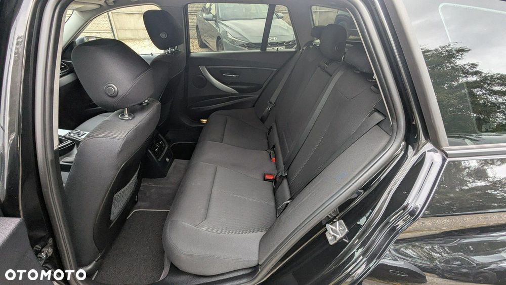 BMW Seria 3 - 15