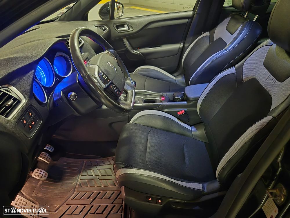 Citroën DS4 1.6 e-HDi So Chic - 20