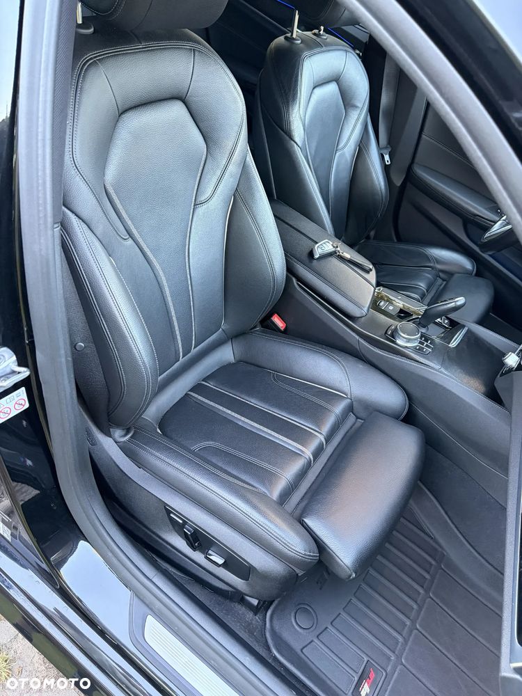BMW Seria 5 525d M Sport sport - 13