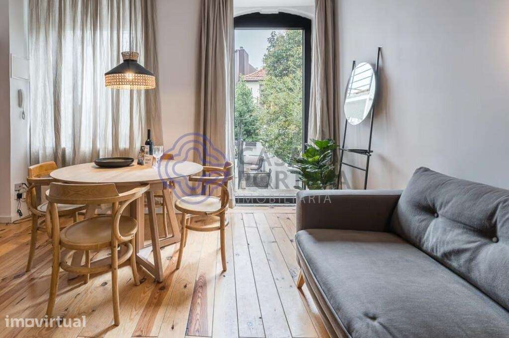 Prédio para venda junto ao Bolhão - Baixa do Porto - Grande imagem: 5/11