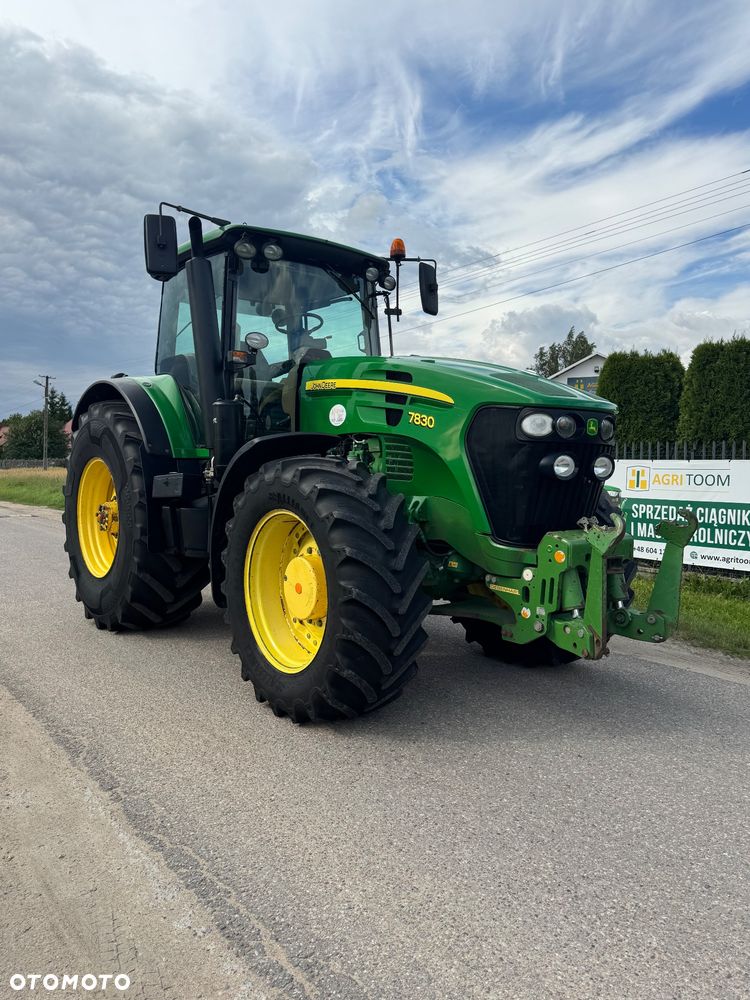 John Deere 7830 - 1