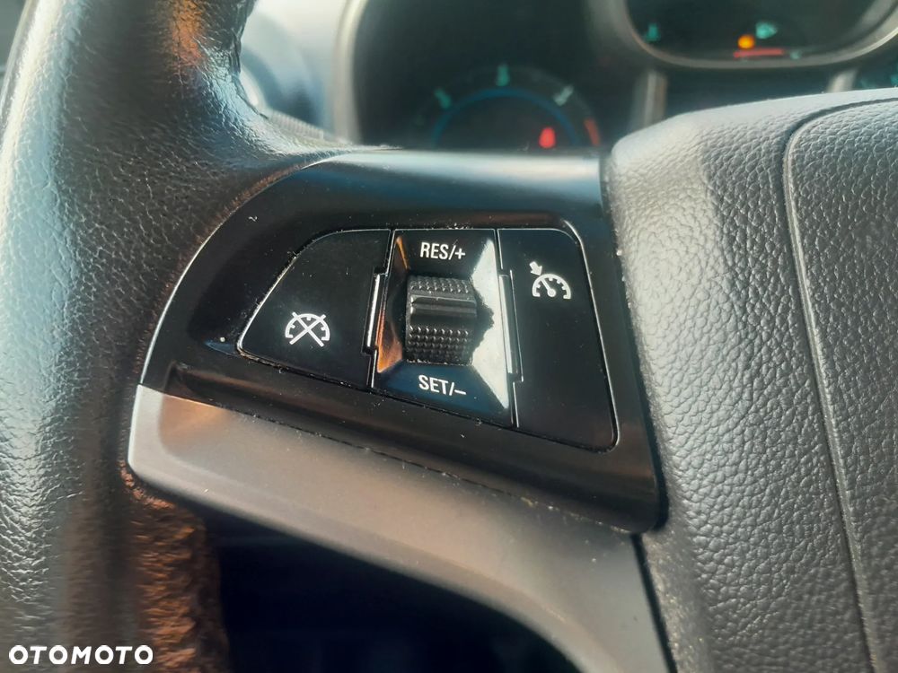 Chevrolet Orlando 2.0 D LTZ - 14
