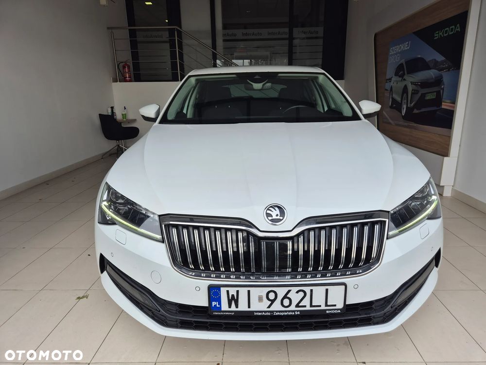 Skoda Superb 1.5 TSI Ambition - 4