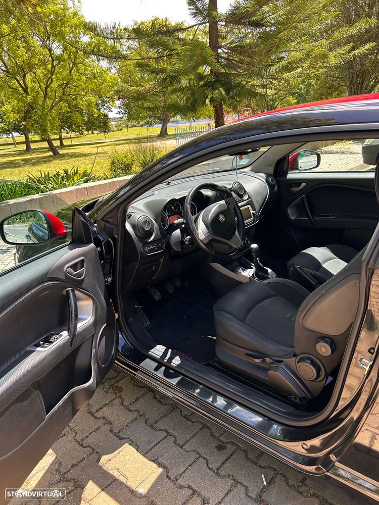 Alfa Romeo MiTo - 21