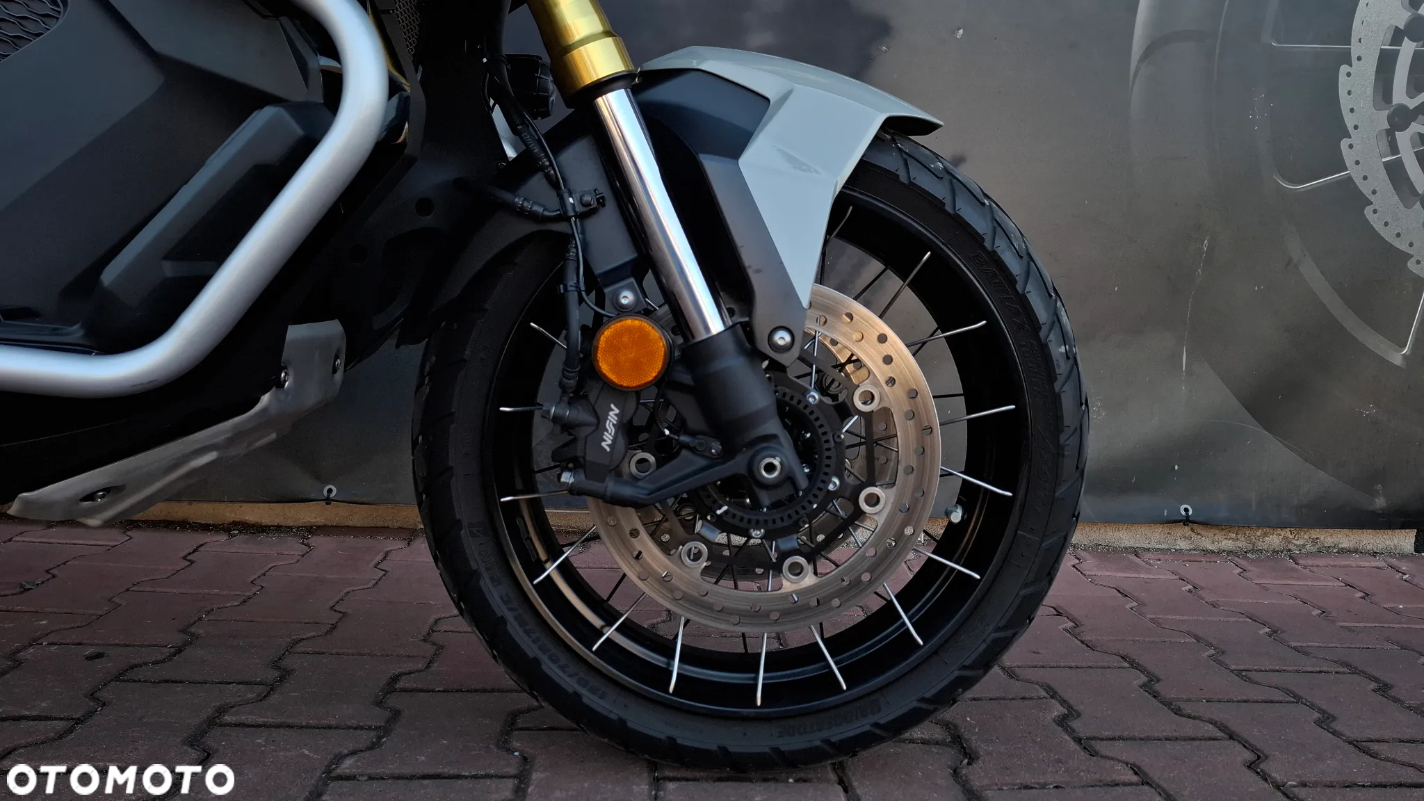 Honda X-ADV - 21