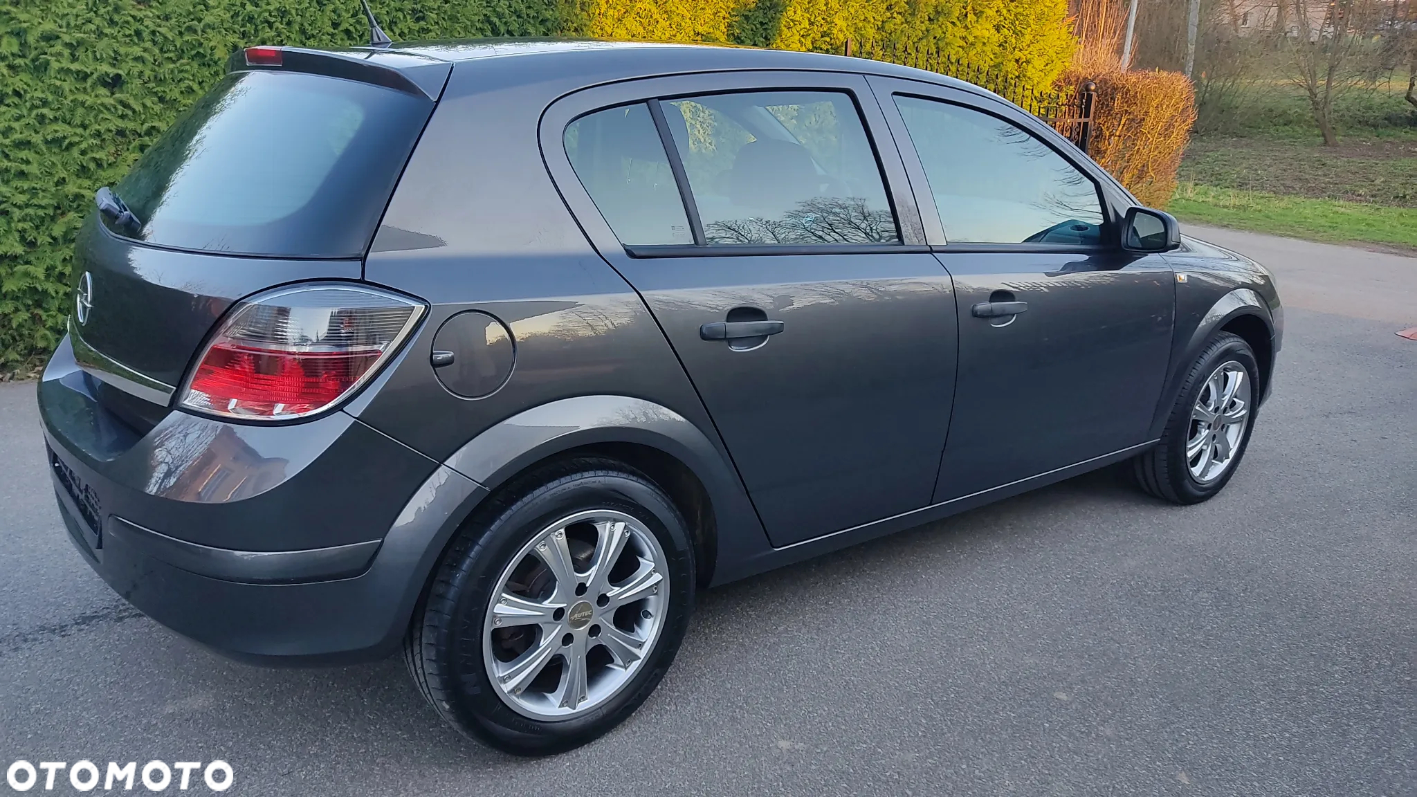 Opel Astra 1.6 Active - 17
