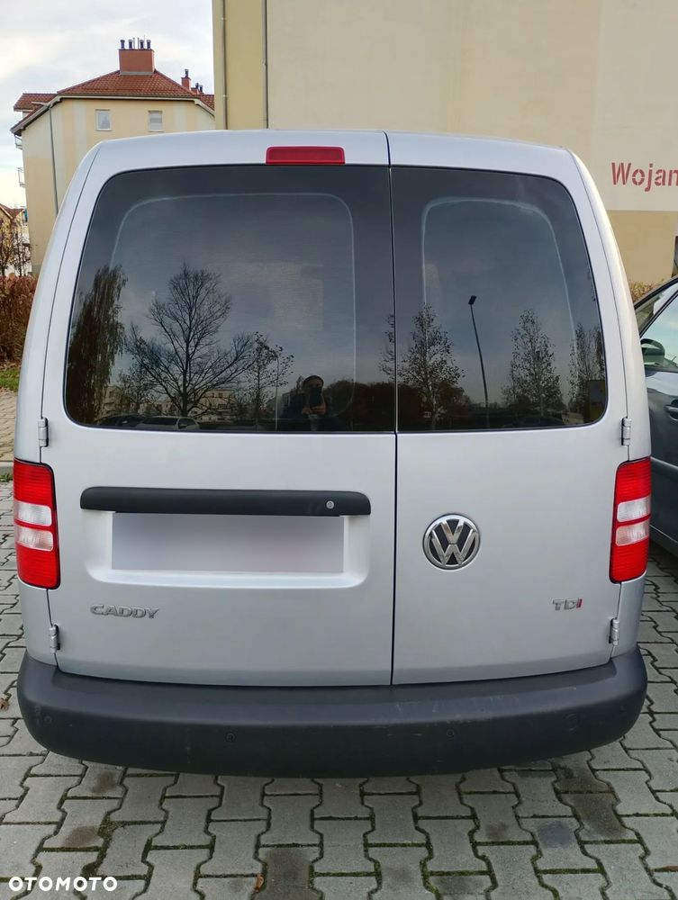 Volkswagen Caddy ver-1-6-tdi - 6