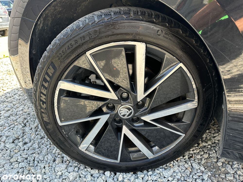 Skoda Octavia 1.5 TSI e-Tec Sportline DSG - 28