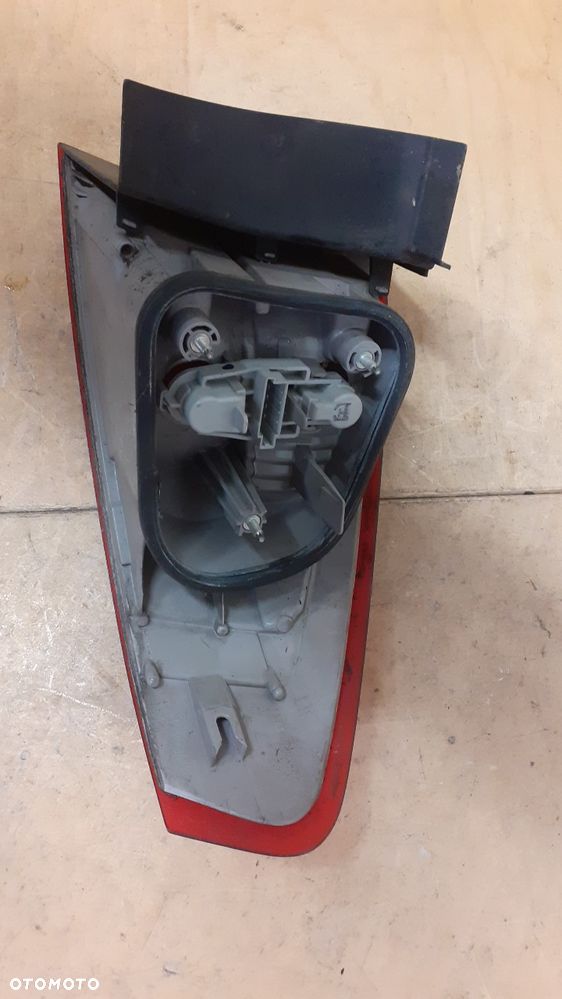 X. FORD MONDEO MK4 HB LAMPA TYŁ TYLNA LEWA - 2