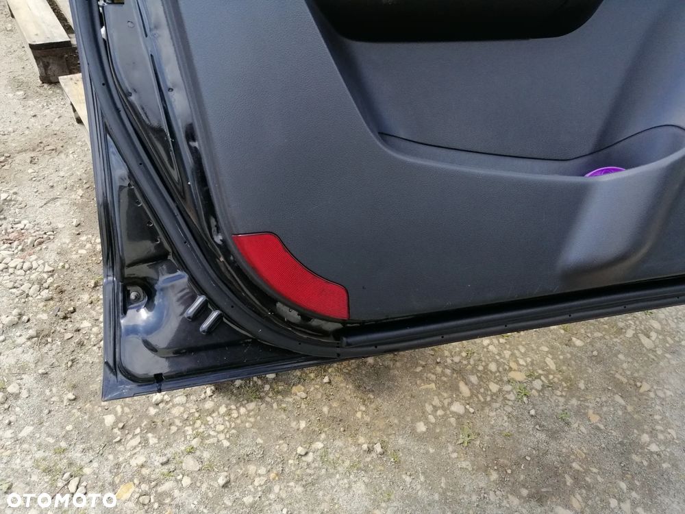 Chevrolet Captiva C100 drzwi kompletne kod lakieru 19U Black Mica bez korozji EU - 9