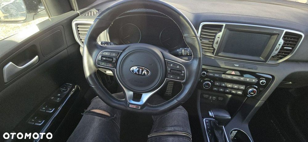 Kia Sportage - 16