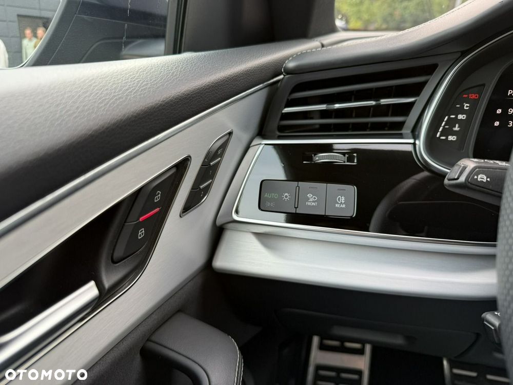 Audi Q8 2023