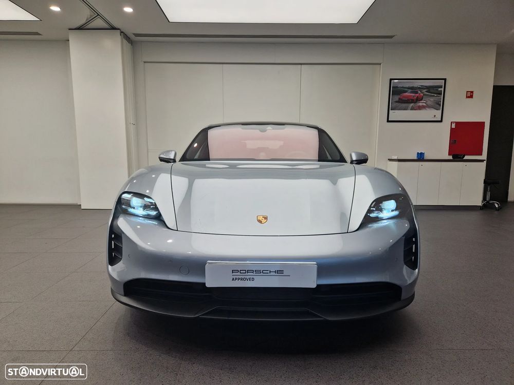 Porsche Taycan 4S - 12