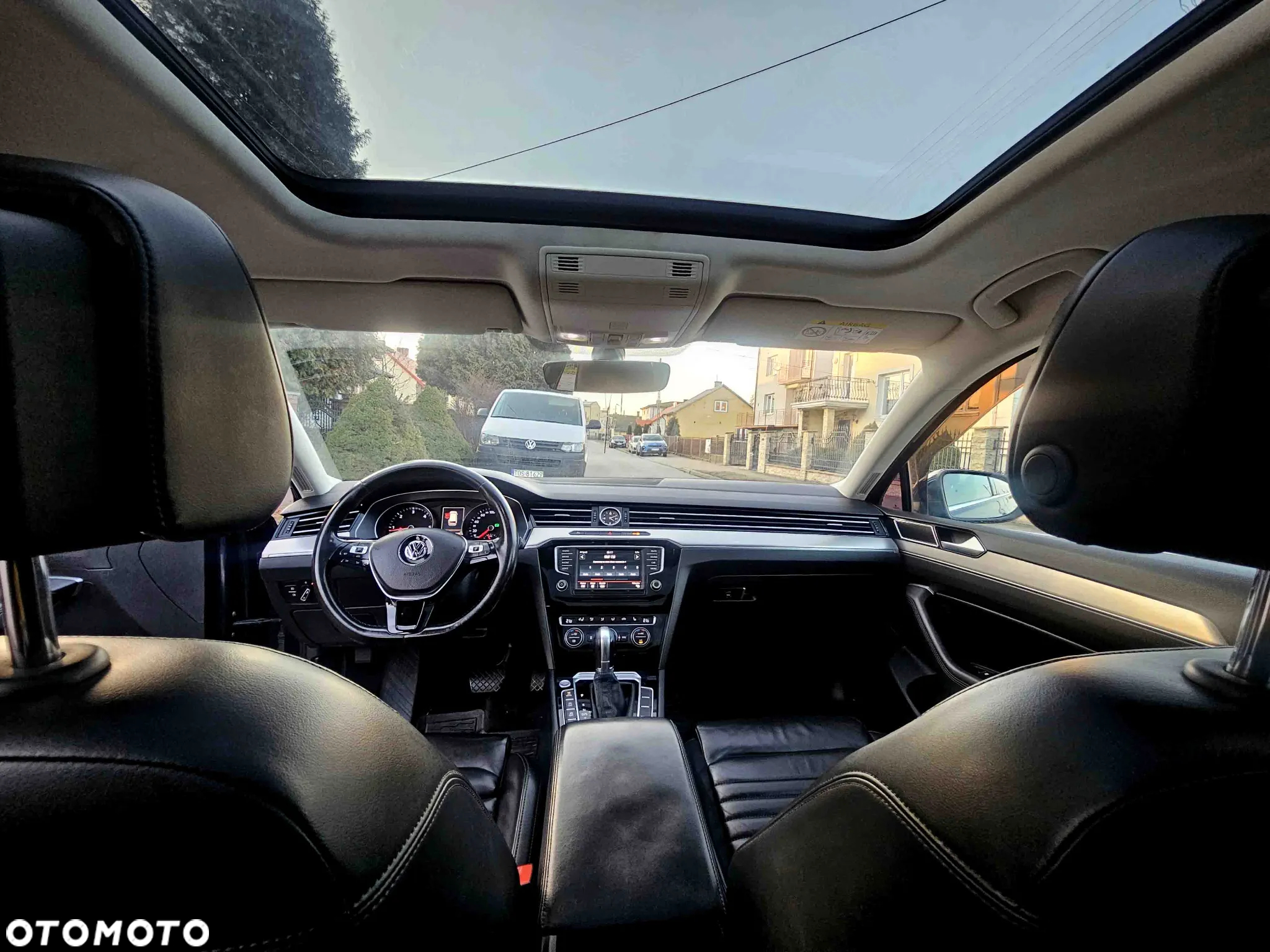Volkswagen Passat Variant 2.0 TDI SCR 4Motion DSG Highline - 18