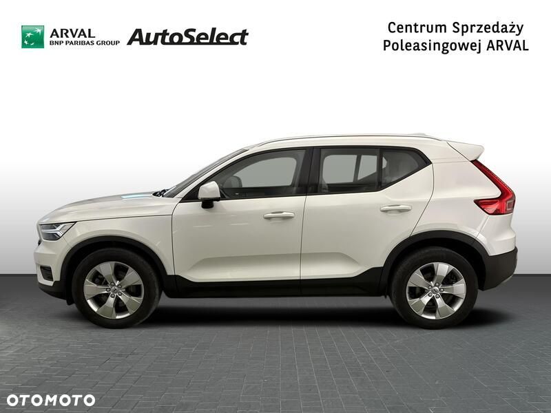 Volvo XC 40 T4 AWD Momentum Pro - 2