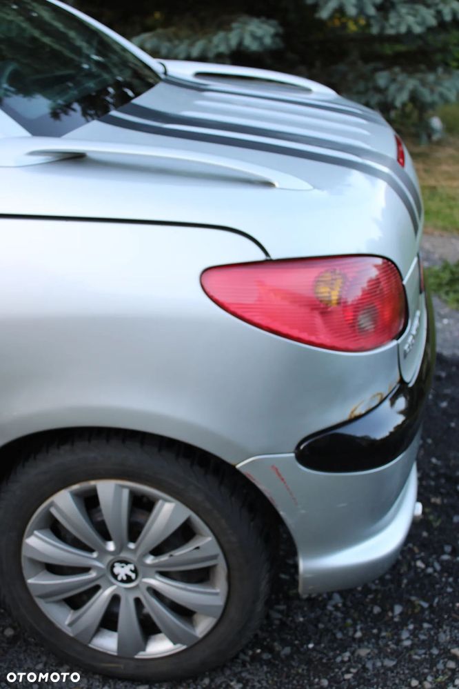 Peugeot 206 CC 1.6 - 12